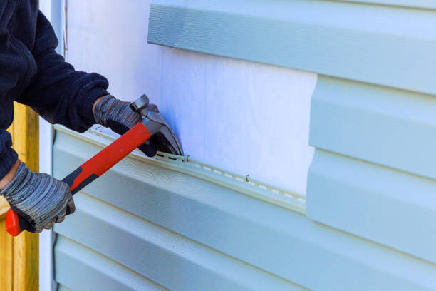 Reliable Siding contractor in Knoxville, IL by Creative Siding